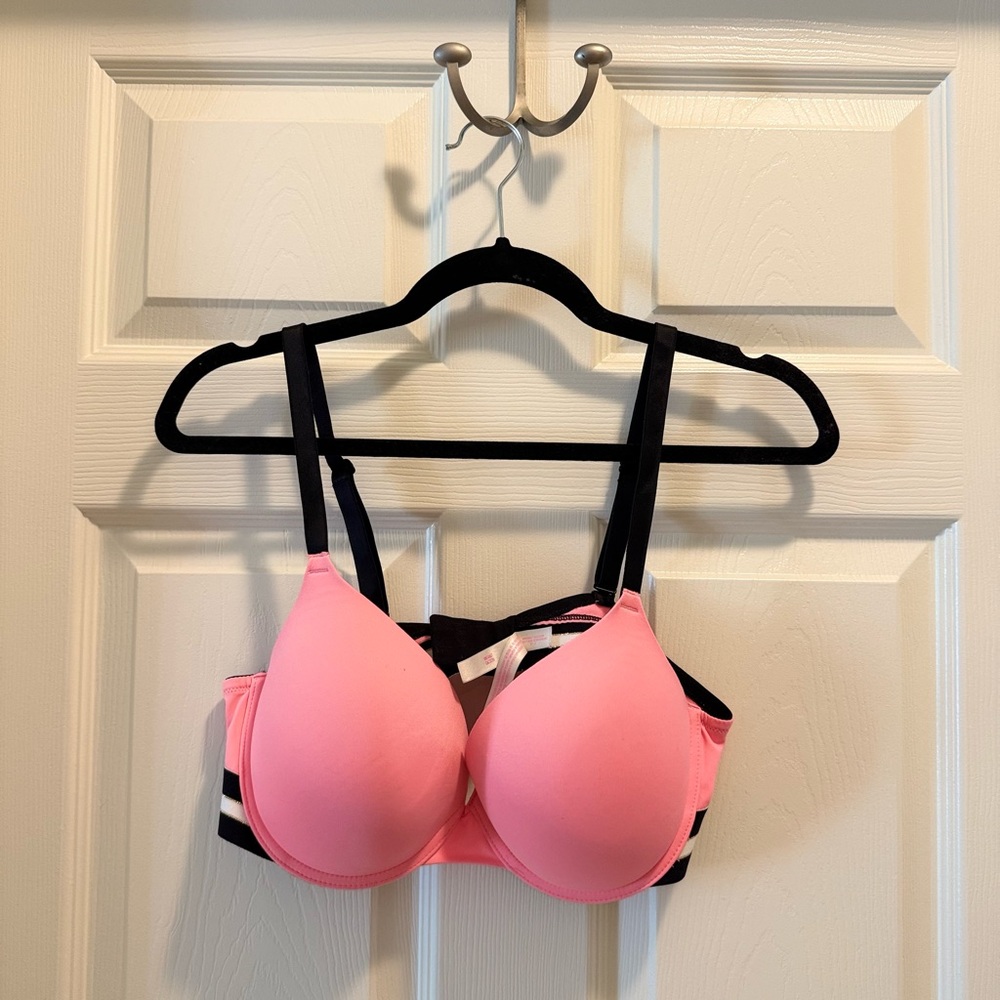 Victorias Secret Pink Push Up Bra